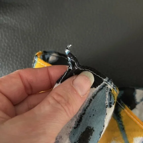 Butterfly Print Colourful Scarf - Picture 4 of 4